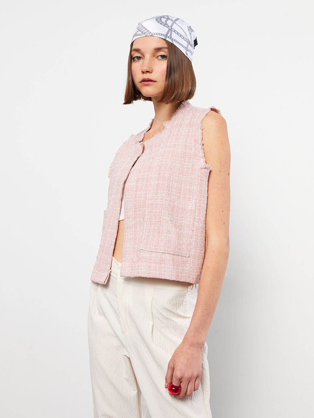 Pembe Bisiklet Yaka Kendinden Desenli Kolsuz Gabardin Kadın Bluz-1