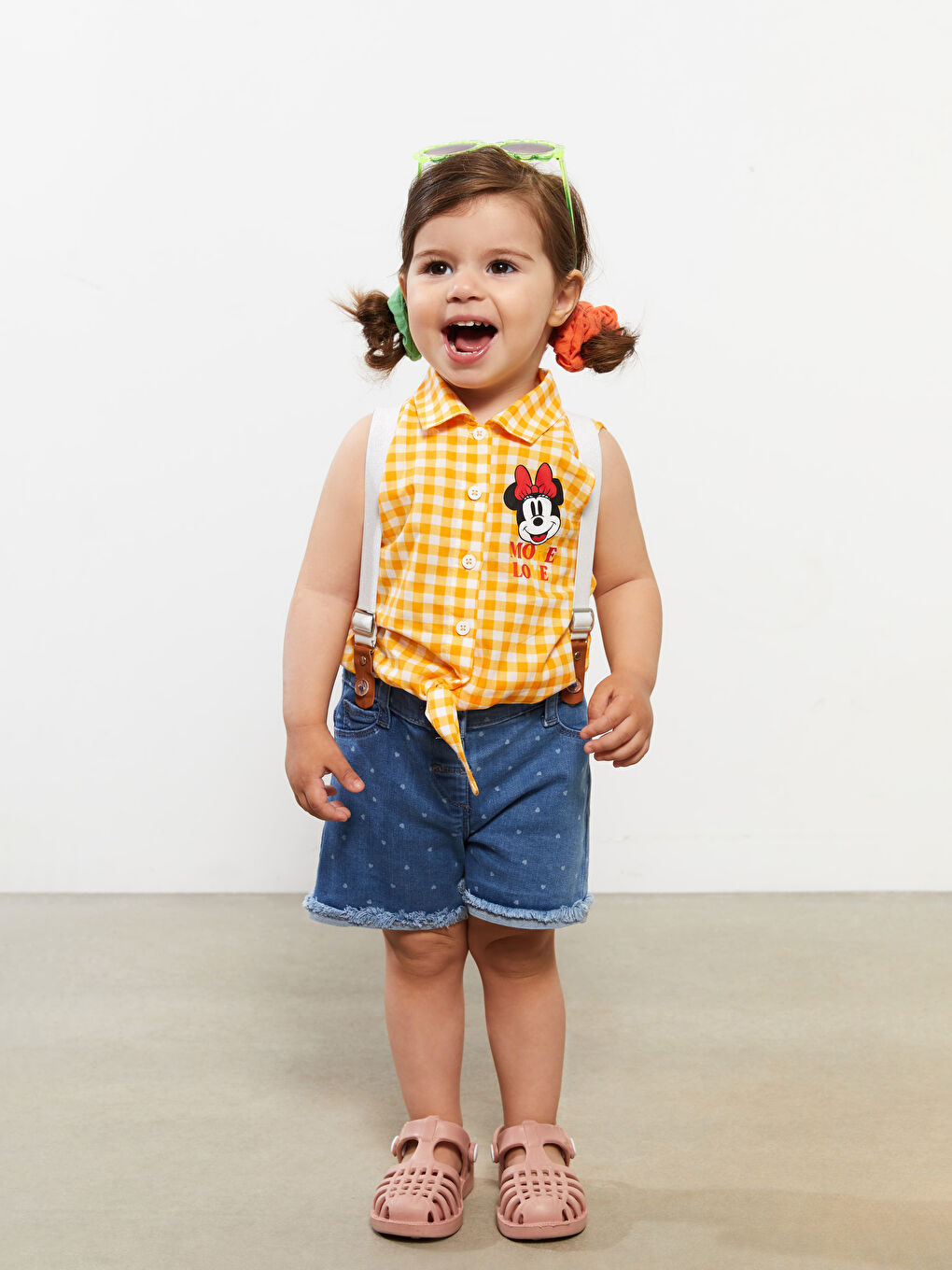 LCW baby Printed Baby Girl Jean Shorts and Suspenders 2-Pack Set -S2JO68Z1-507