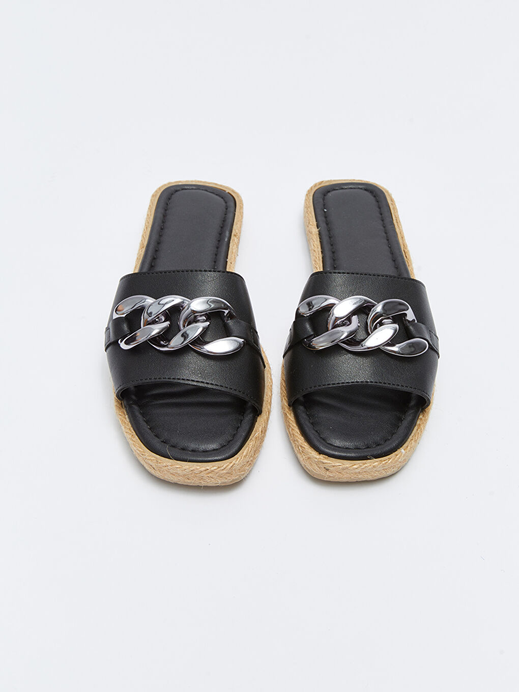 Siyah Zincir Detaylı Tek Bantlı Kadın Terlik-2