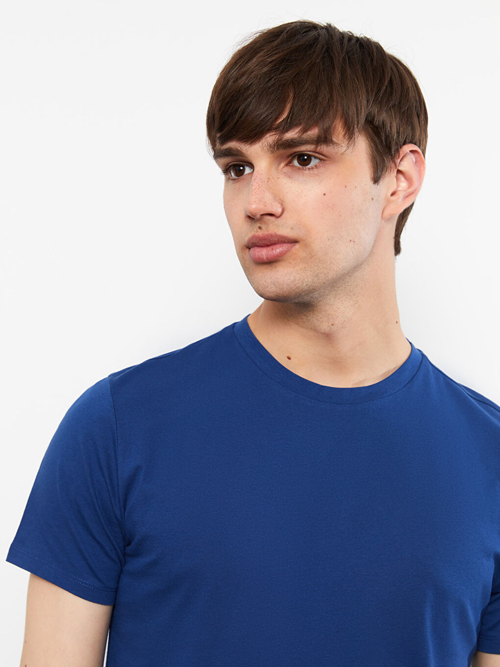 تيشيرت رجالي ياقة دائرية كم قصير قطن ممشط أساسي-3