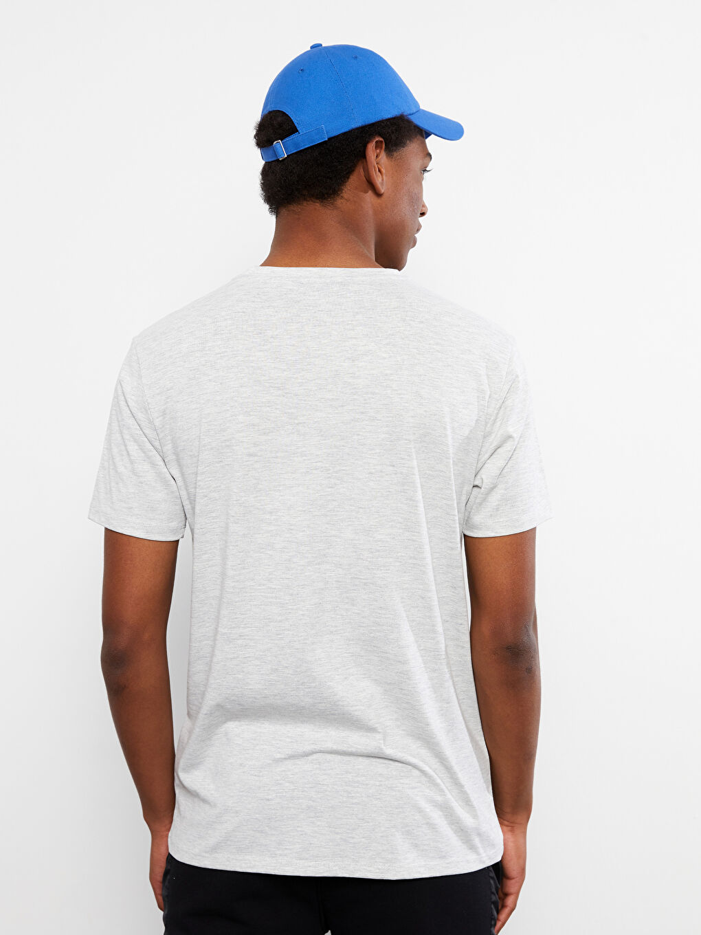 تيشيرت رجالي ياقة دائرية كم قصير قطن ممشط أساسي-4