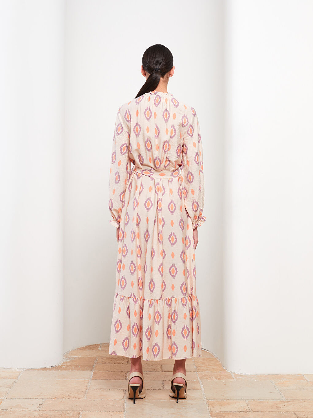 Bej Bisiklet Yaka Desenli Uzun Kollu Kadın Gömlek Elbise-4