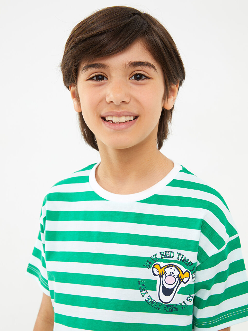 Ekru Bisiklet Yaka Winnie the Pooh Baskılı Kısa Kollu Erkek Çocuk Şortlu Pijama Takımı-2