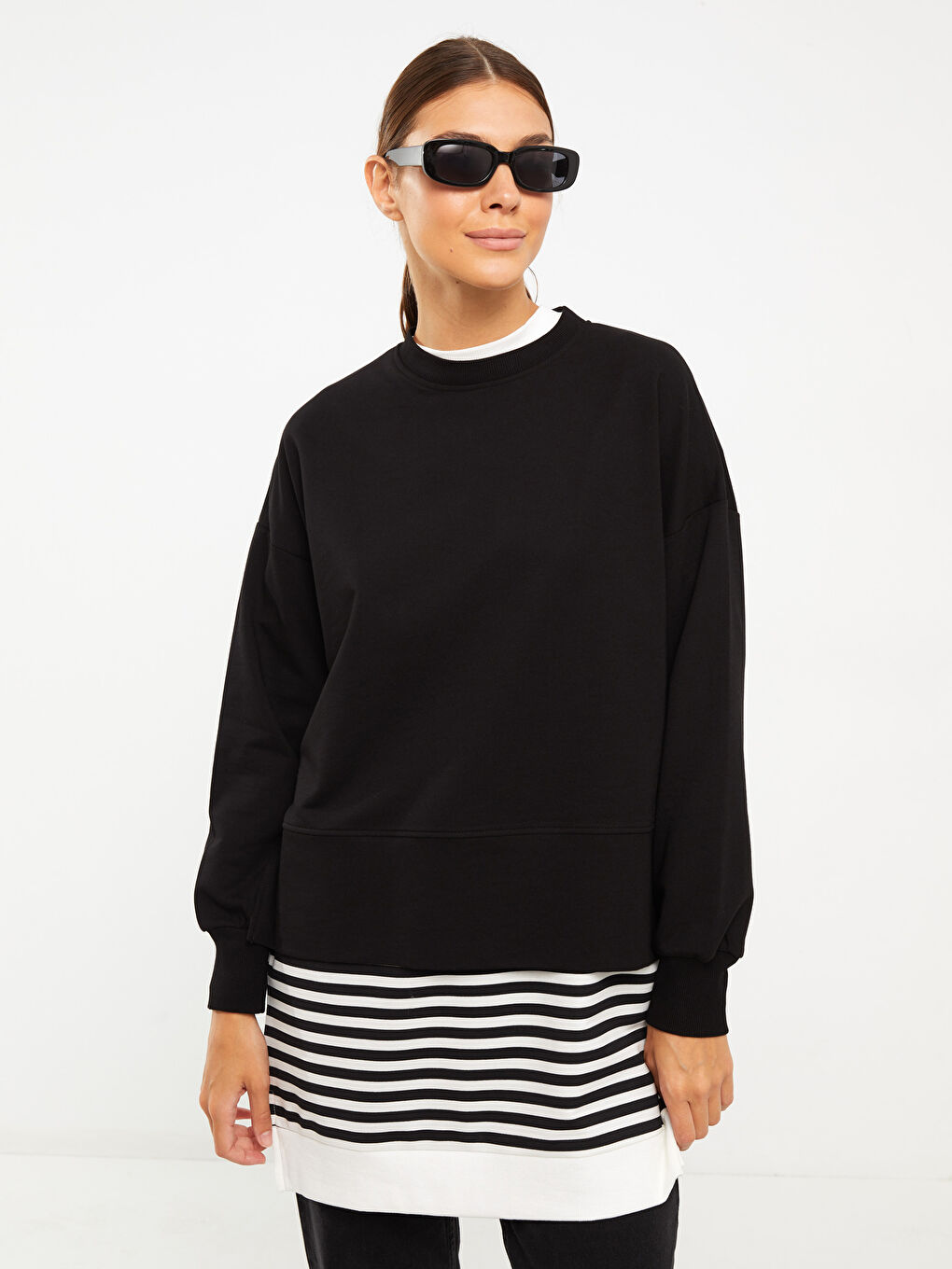 Siyah Bisiklet Yaka Düz Oversize Kadın Sweatshirt Tunik-1