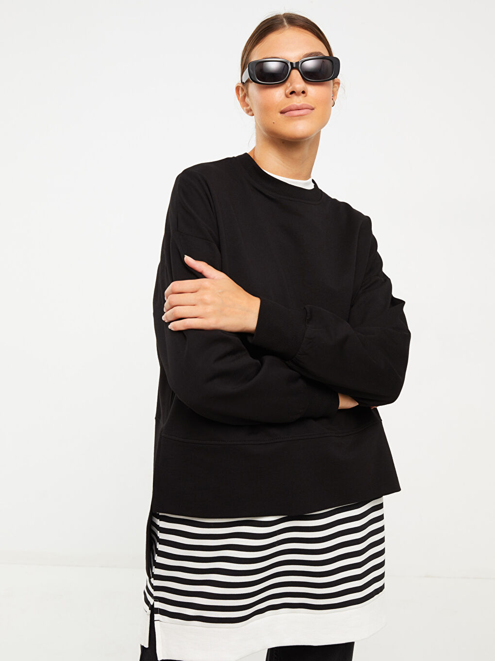 Siyah Bisiklet Yaka Düz Oversize Kadın Sweatshirt Tunik-2