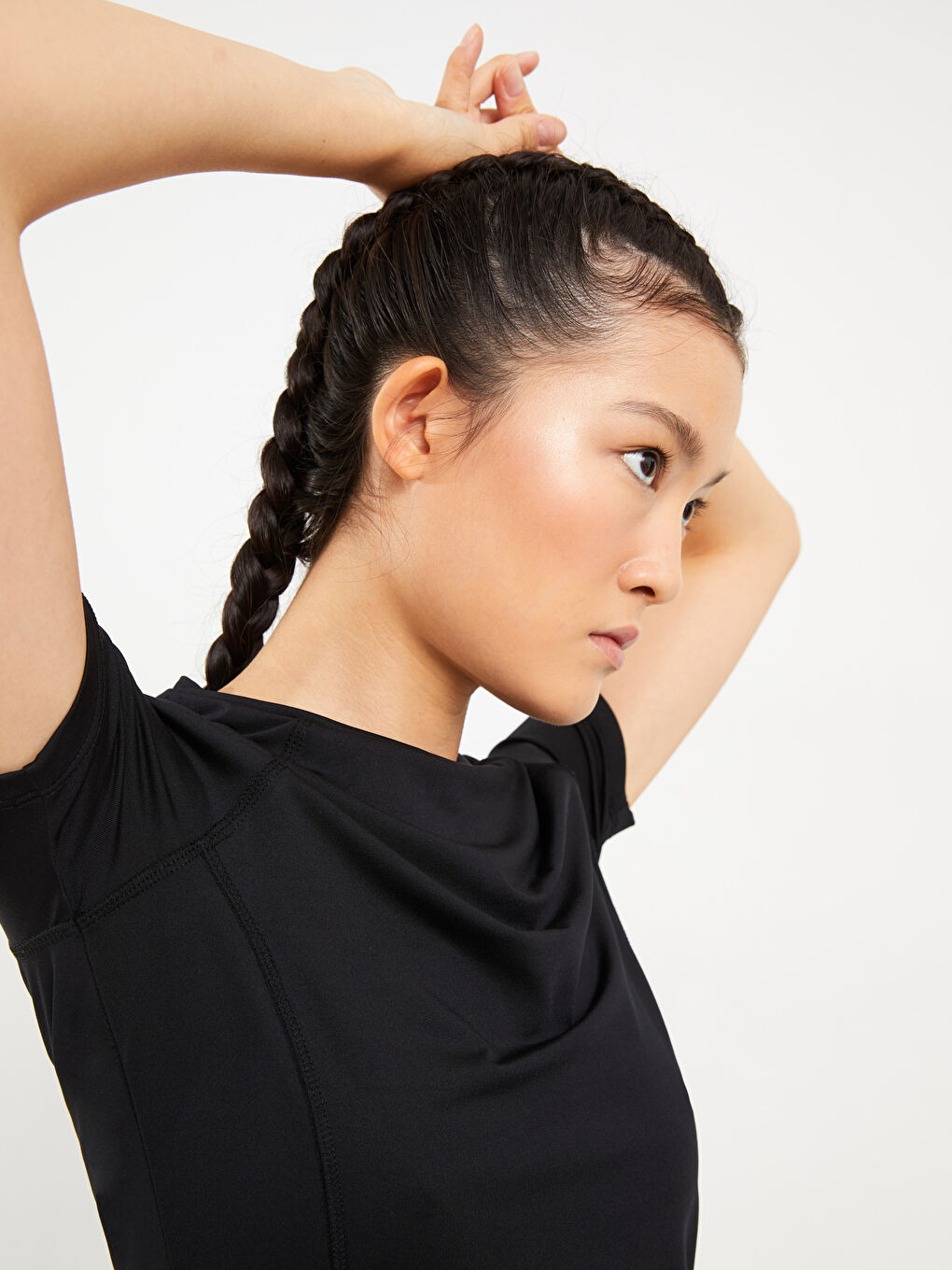 Siyah Bisiklet Yaka Baskılı Kısa Kollu Kadın Outdoor Tişört-1