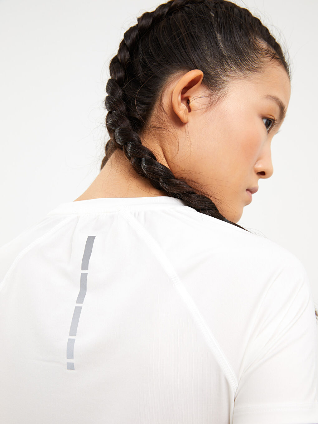 Beyaz Bisiklet Yaka Baskılı Kısa Kollu Kadın Outdoor Tişört-2