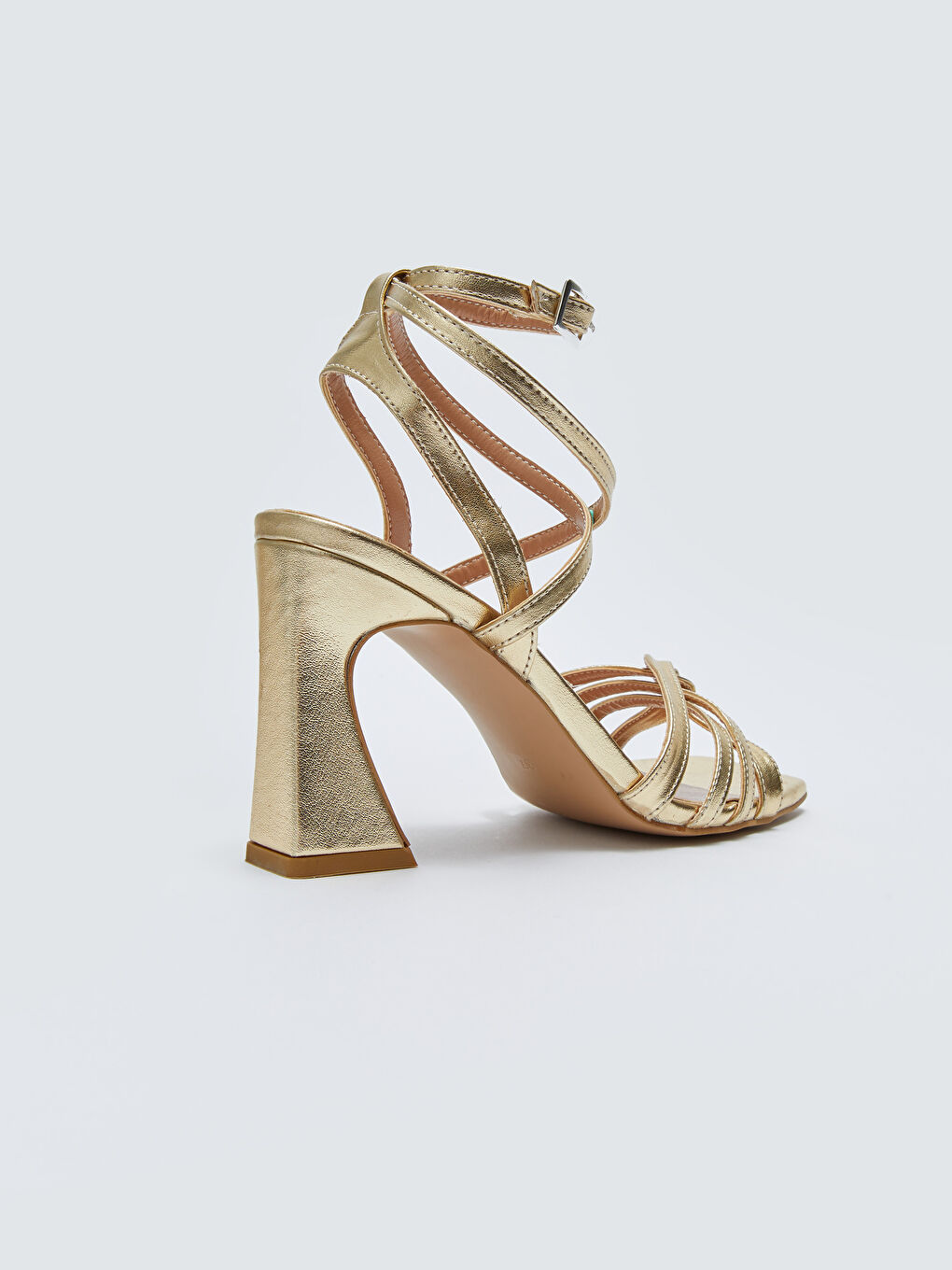 Sarı Deri Görünümlü Çapraz Bantlı Kadın Topuklu Ayakkabı-4