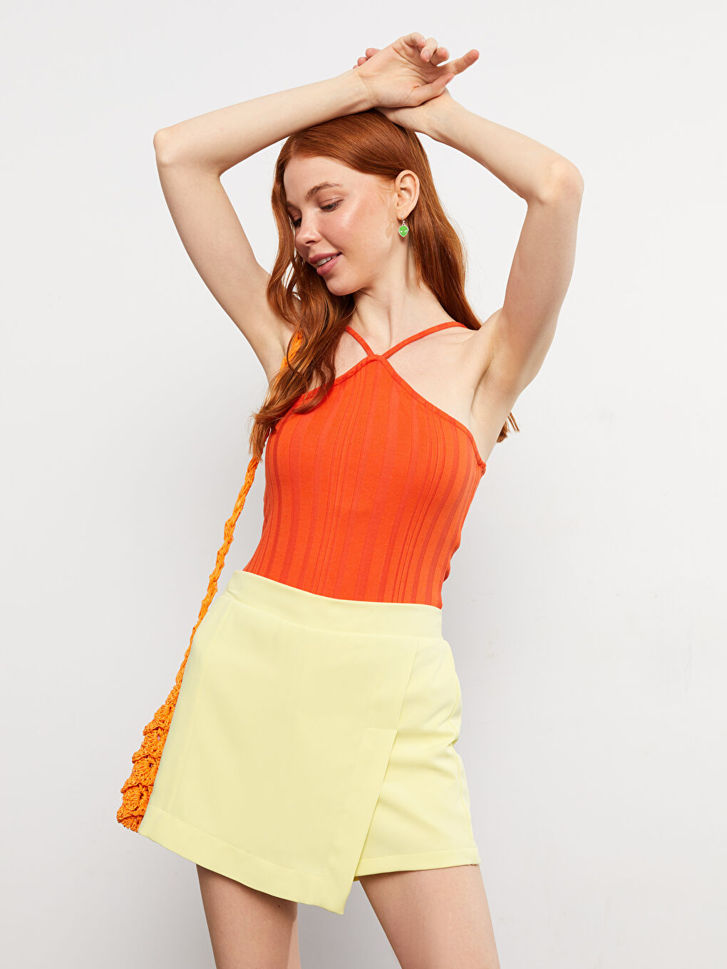 Sarı Kadın Beli Lastikli Düz Şort Etek
