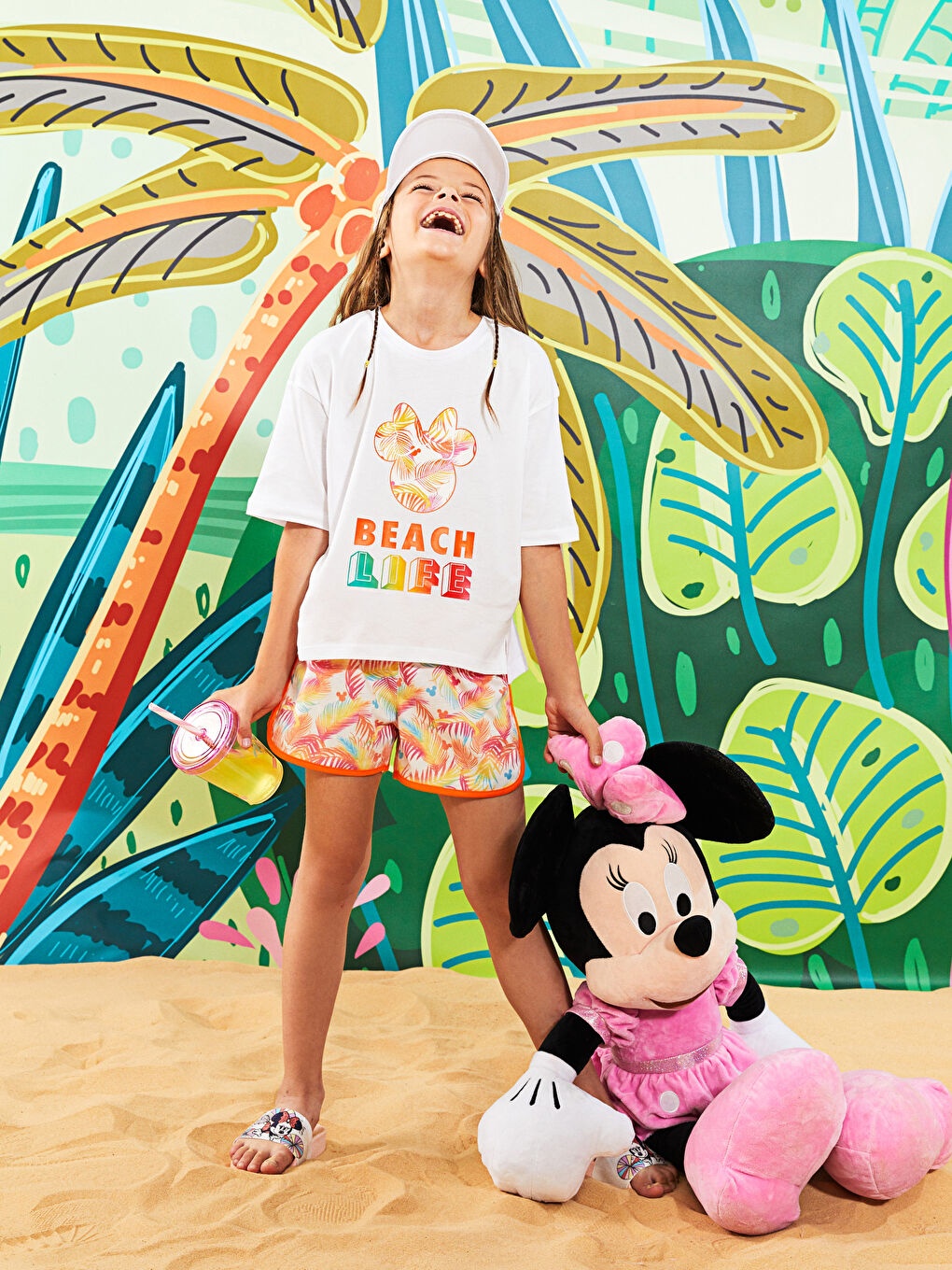 Karışık Beli Lastikli Mickey Mouse Baskılı Kız Çocuk Şort