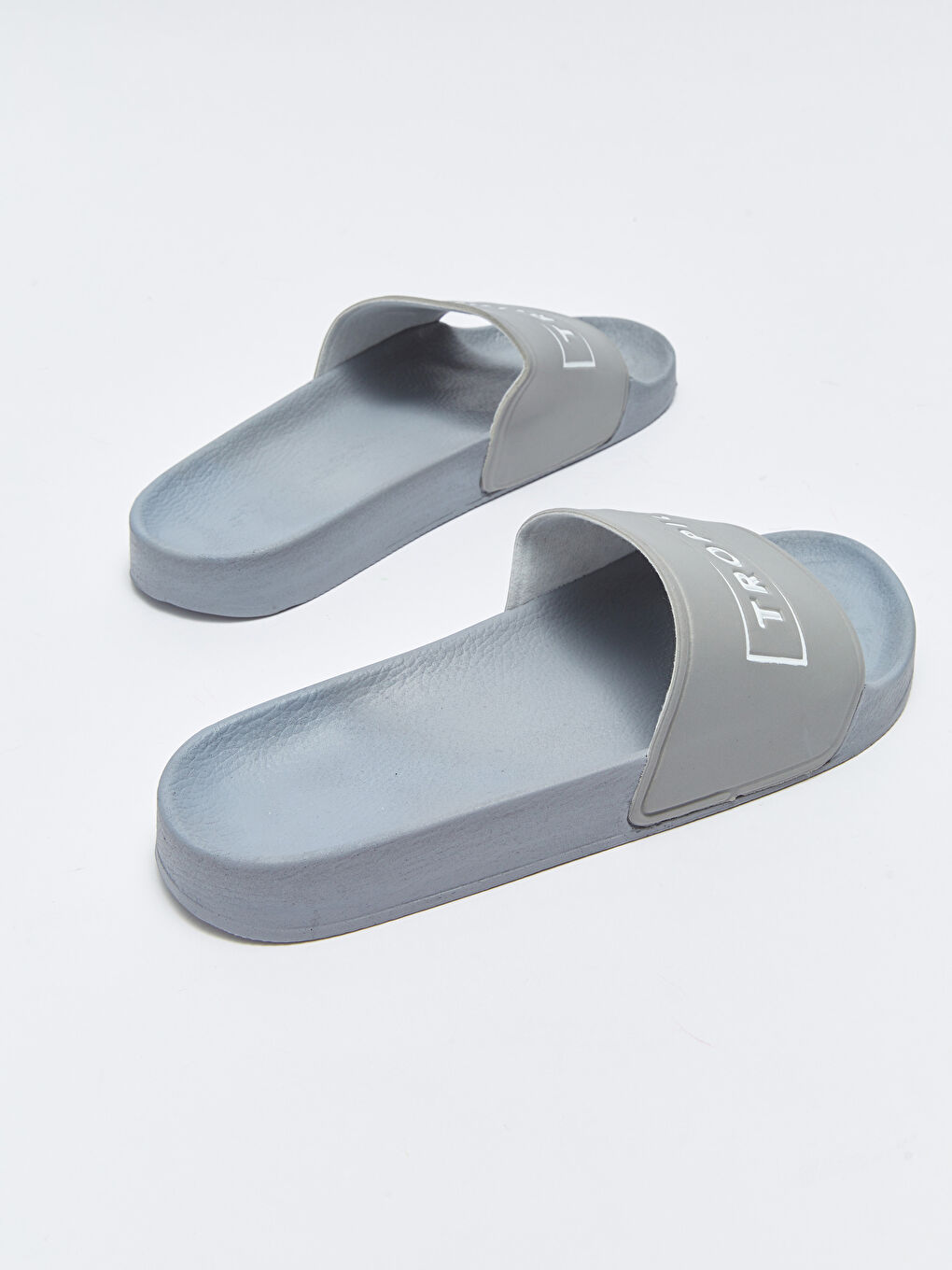 Gri Baskılı Tek Bantlı Erkek Terlik-4