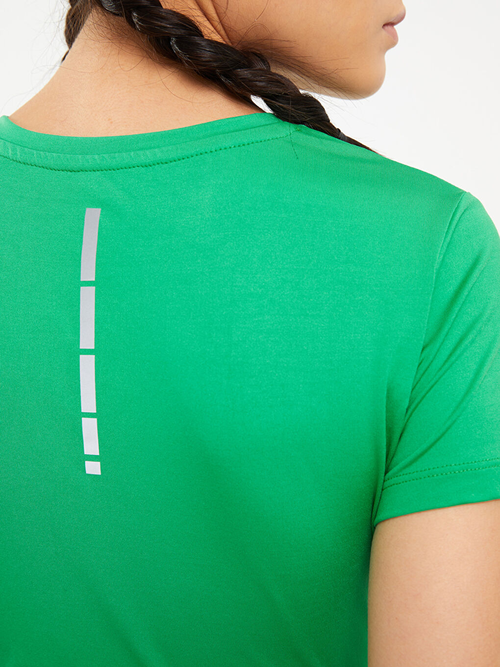 تيشيرت خارجي قصير كم مطبوع بياقة دائرية للسيدات-3