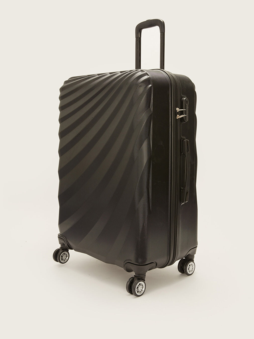 Oversized Luggage with Pull Mechanism-4