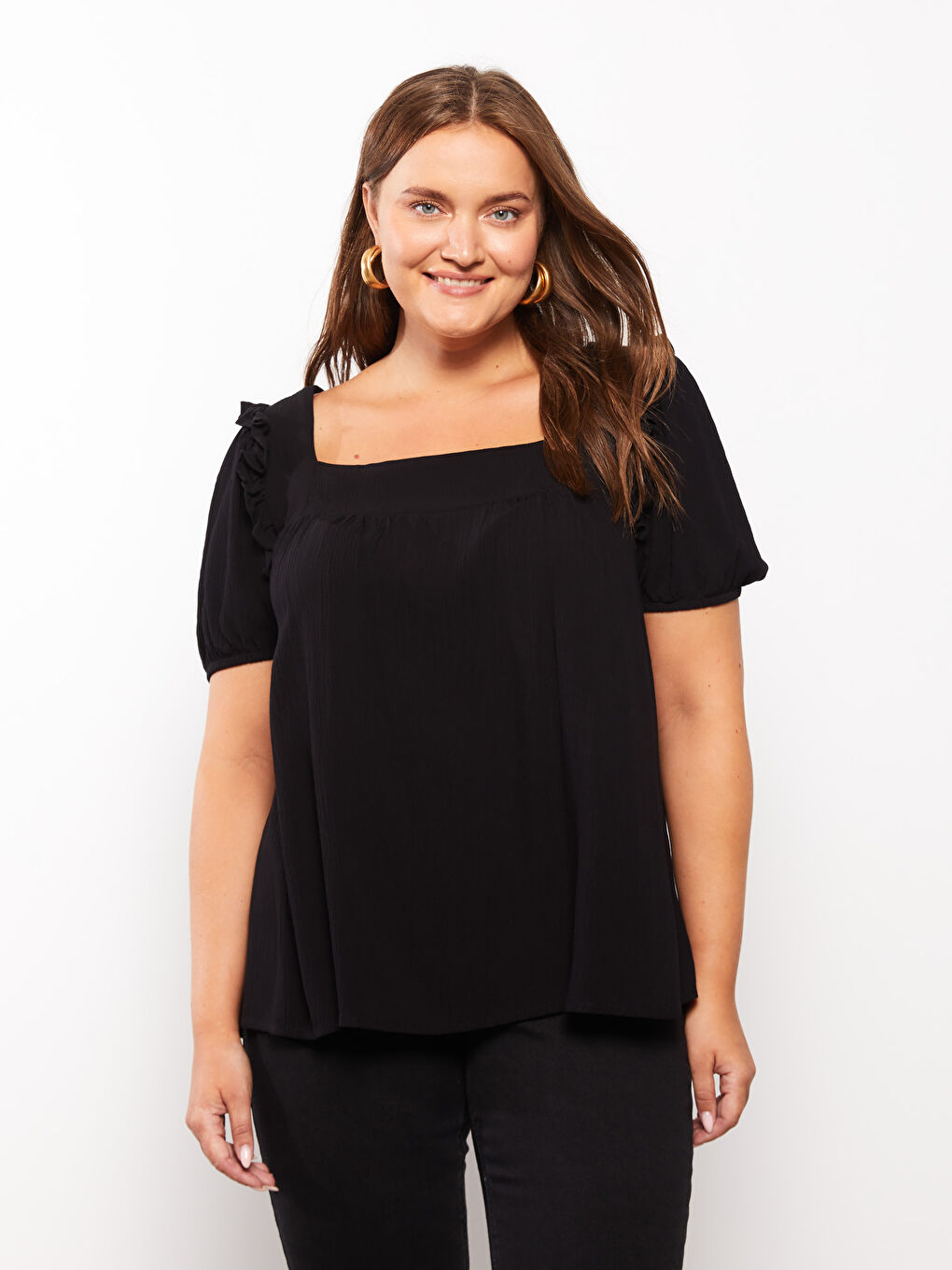 Siyah Büyük Beden Kare Yaka Düz Kısa Kollu Viskon Kadın Bluz-2