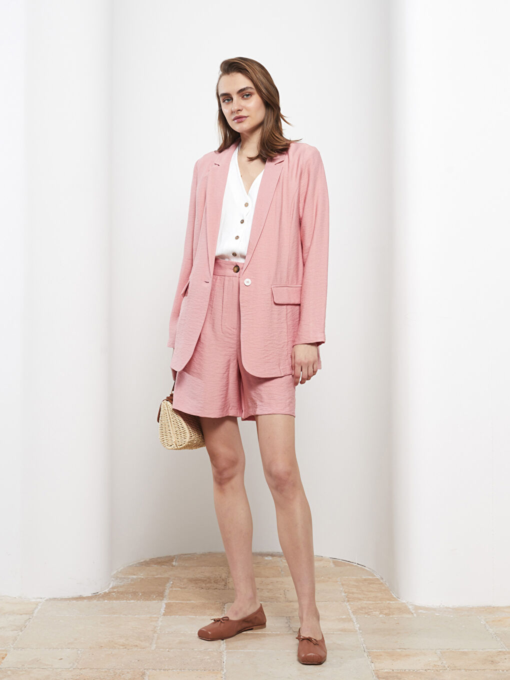 әйелдерге арналған түймелі стандартты ұзын жең блейзер пиджак