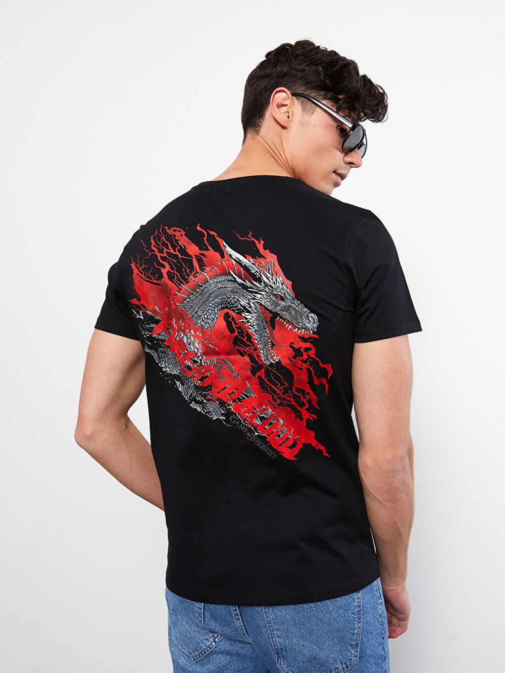 LC Waikiki Crew Neck Short Sleeve Game of Thrones Printed Combed Cotton Men's T-Shirt -S2JV96Z8-CVL