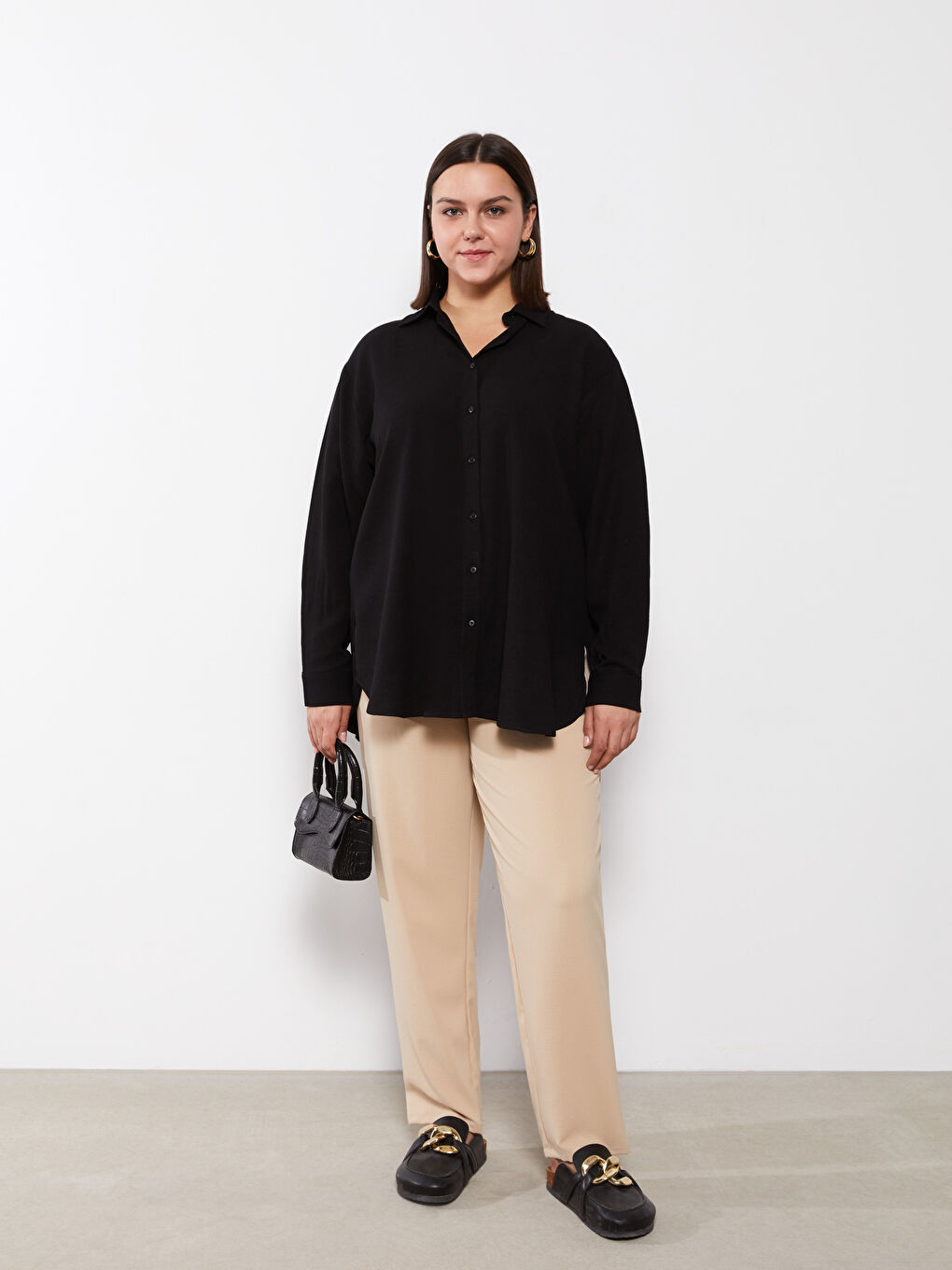 Siyah Büyük Beden Düz Uzun Kollu Kadın Gömlek Tunik