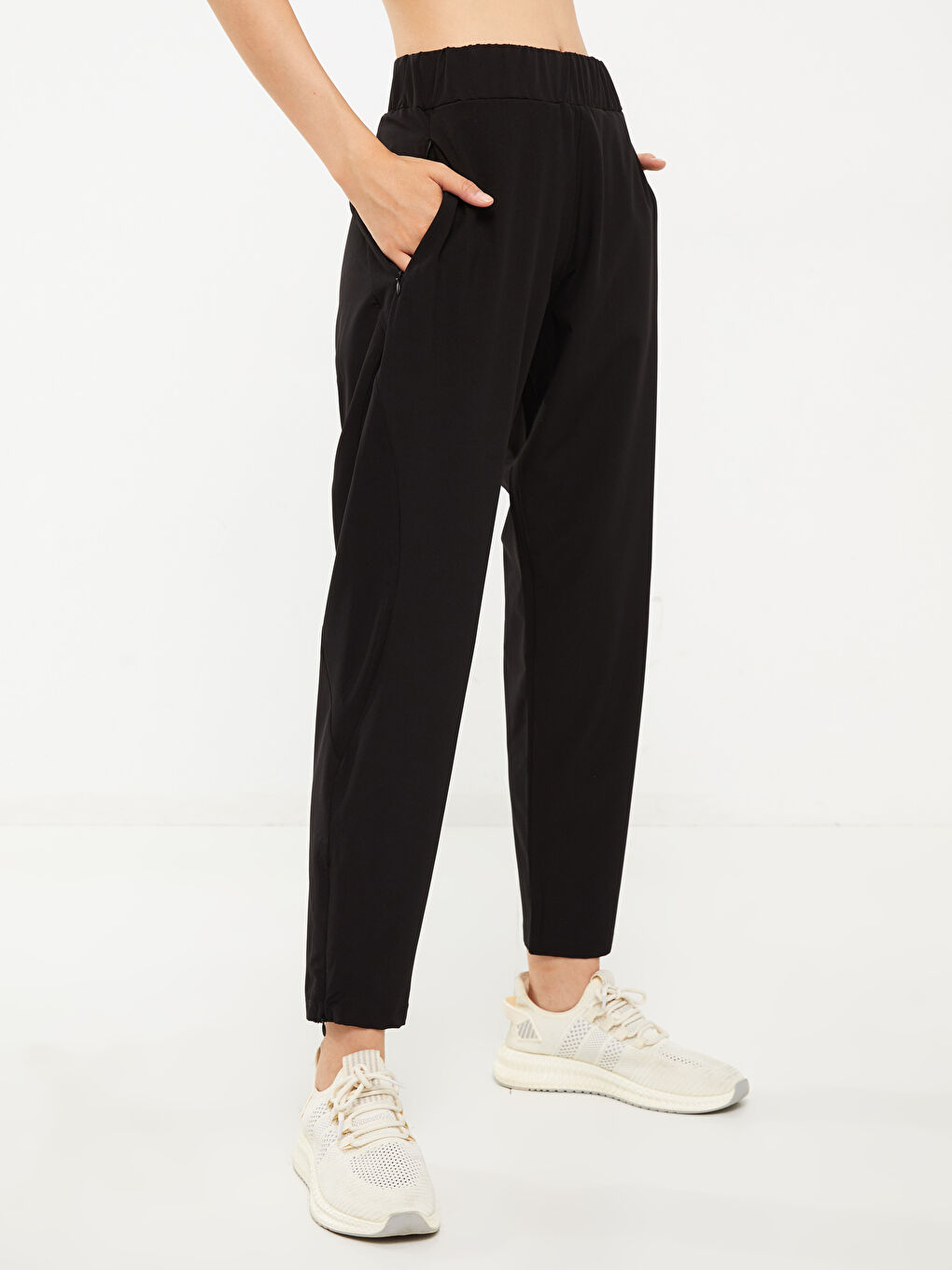 Siyah Beli Lastikli Baskılı Kadın Outdoor Pantolon-2