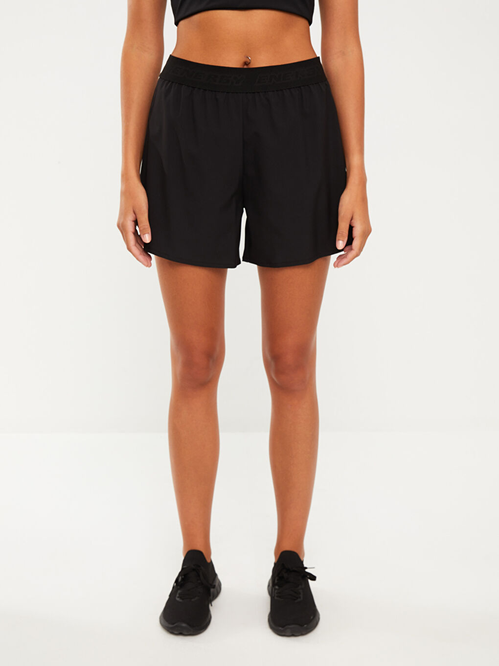 LCW OUTDOOR Siyah Beli Lastikli Baskılı Kadın Outdoor Şort - 8