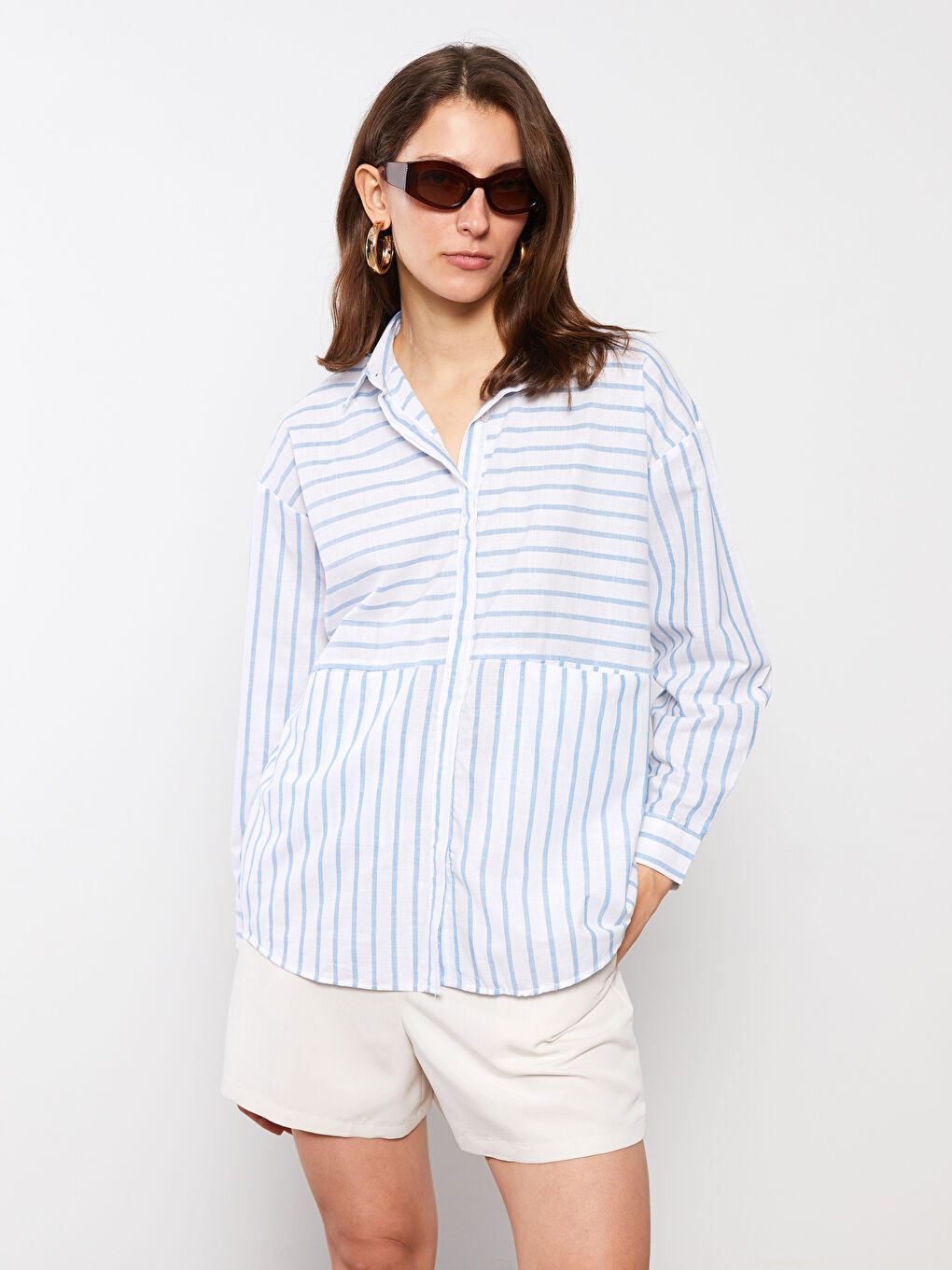 Mavi Önden Düğme Kapamalı Çizgili Uzun Kollu Pamuklu Kadın Gömlek-3