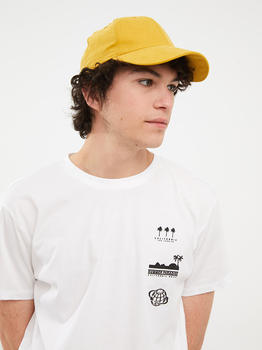 Beyaz Bisiklet Yaka Kısa Kollu Baskılı Penye Erkek Tişört-2