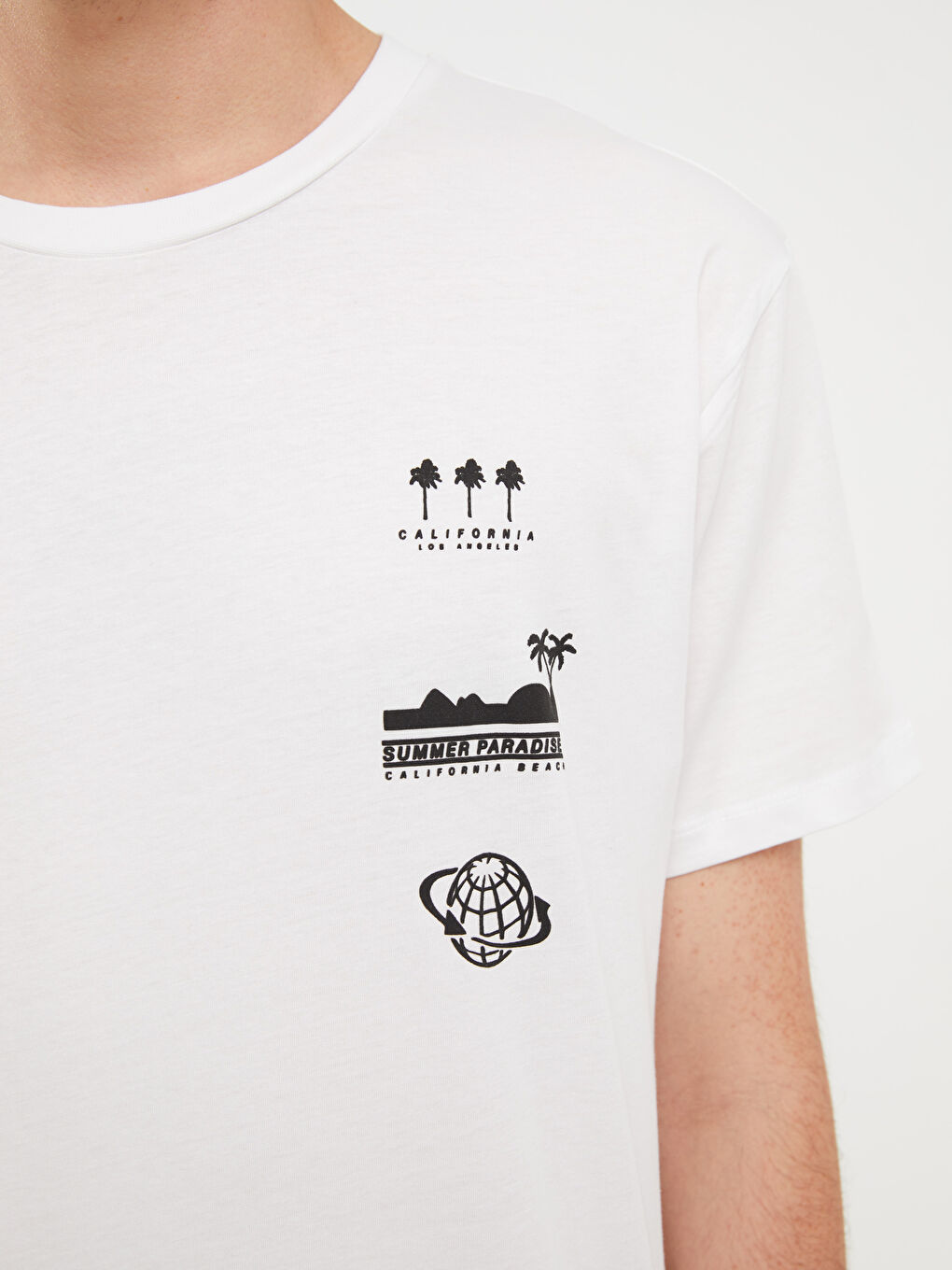 Beyaz Bisiklet Yaka Kısa Kollu Baskılı Penye Erkek Tişört-3