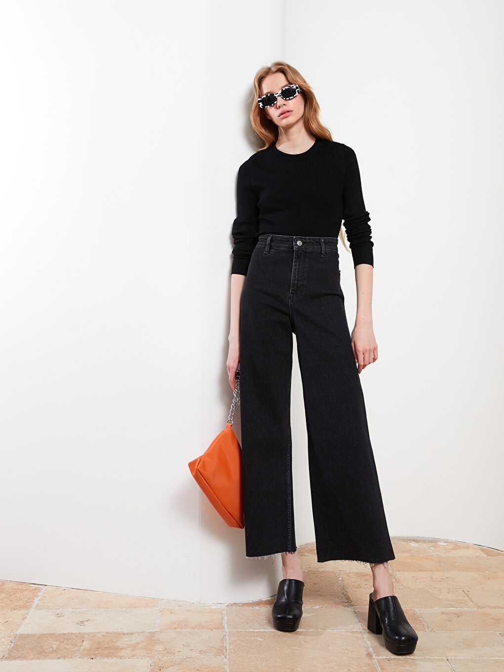 Siyah Yüksek Bel Wideleg Kadın Rodeo Jean Pantolon