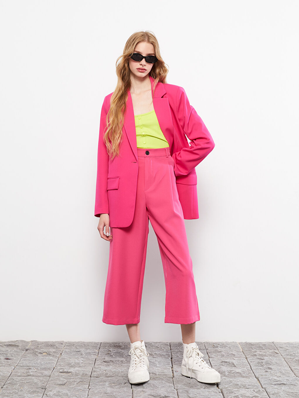 Fuşya Kadın Standart Fit Düz Kapri