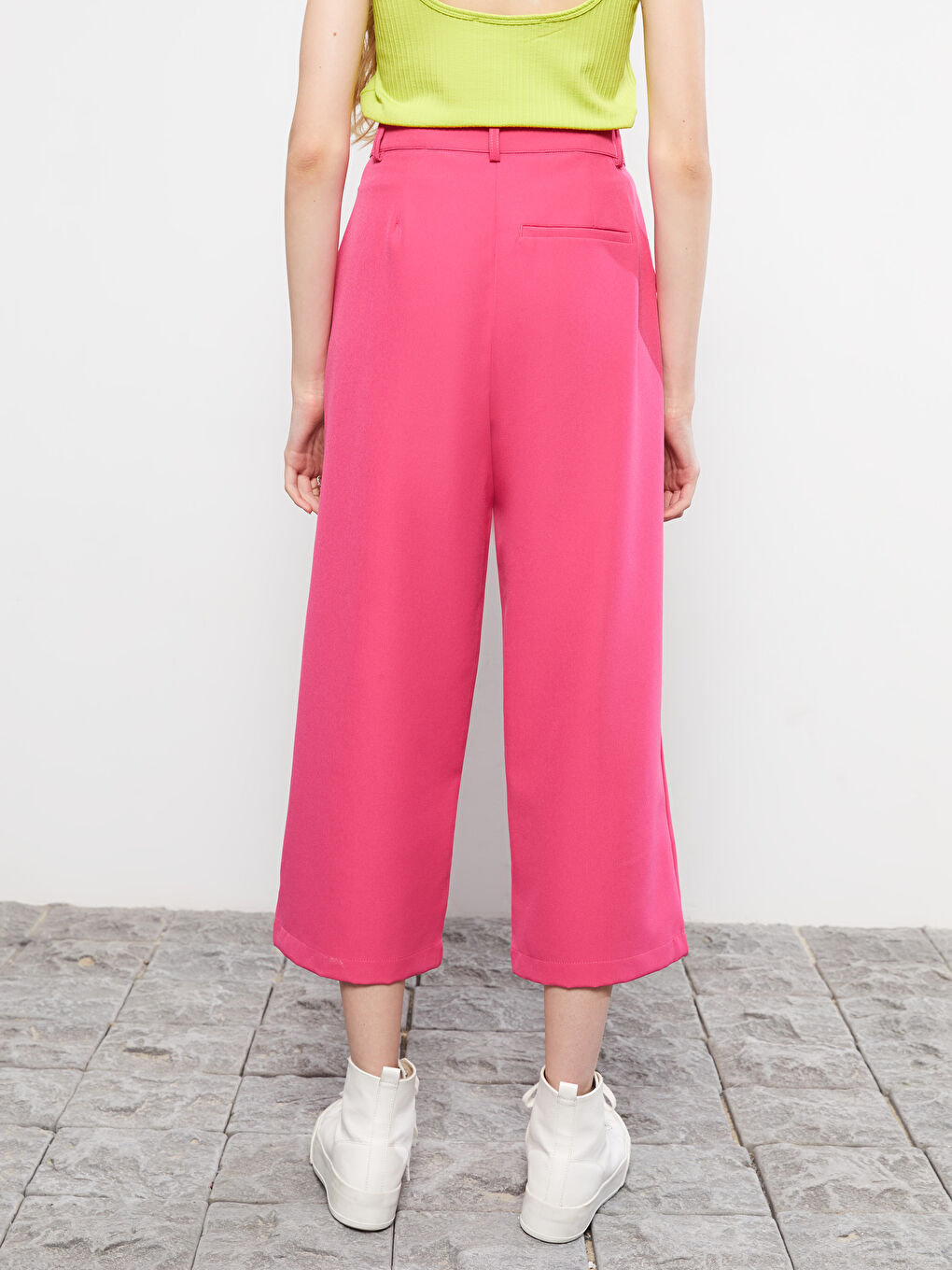 Fuşya Kadın Standart Fit Düz Kapri-3