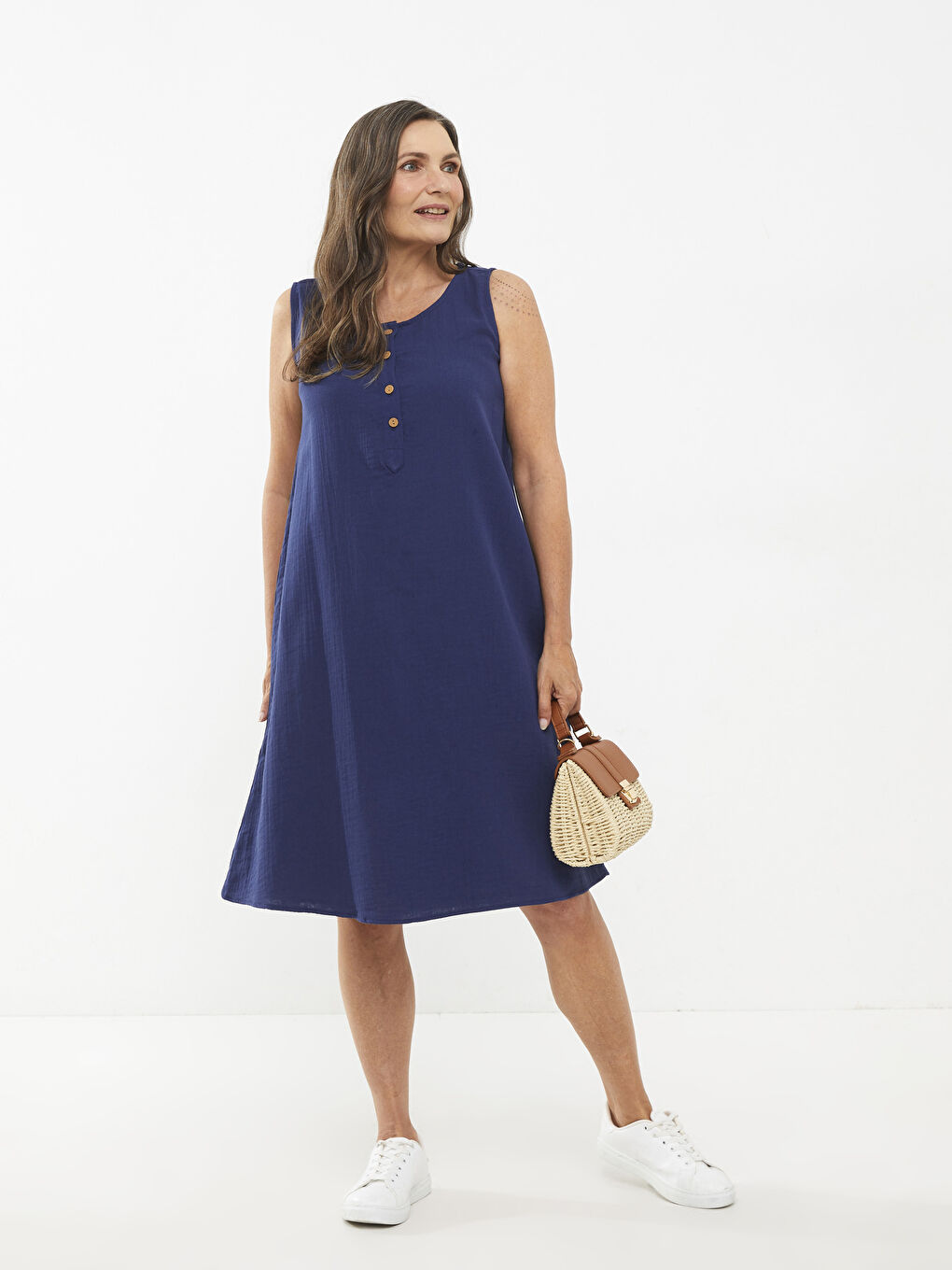 LCW Grace Crew Neck Straight Sleeveless A-Line Cotton Women's Dress -S2K197Z8-E1J