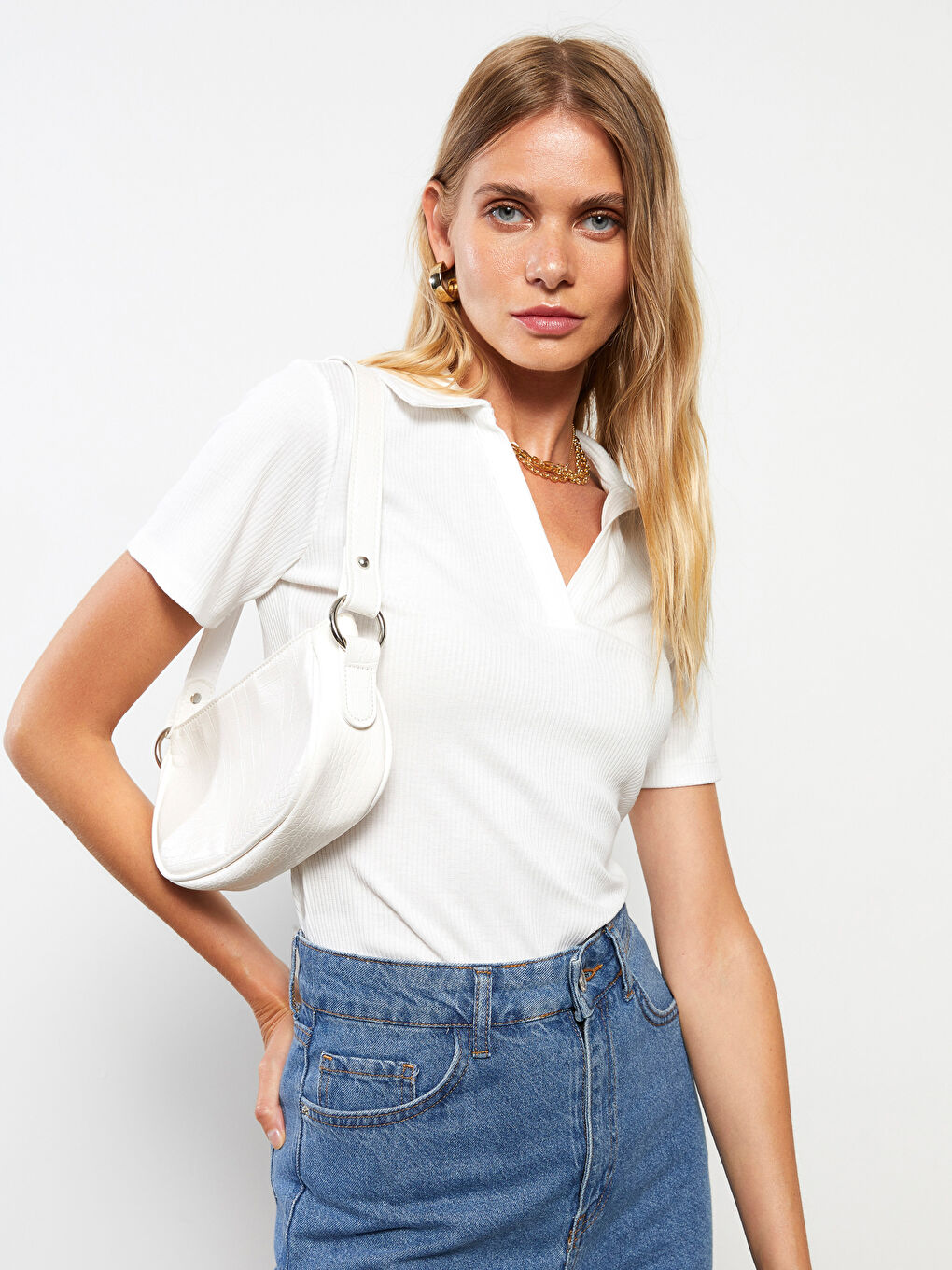 გოლფის უბრალო მოკლე სახელო ქალებისთვის მაისური-2