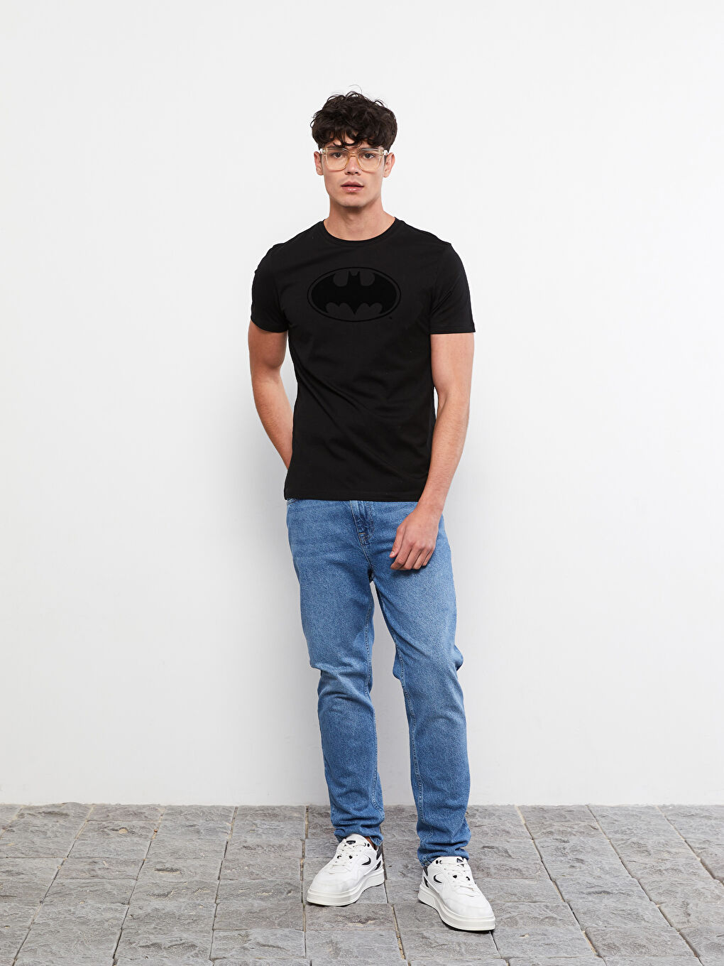 Siyah Bisiklet Yaka Kısa Kollu Batman Baskılı Penye Erkek Tişört