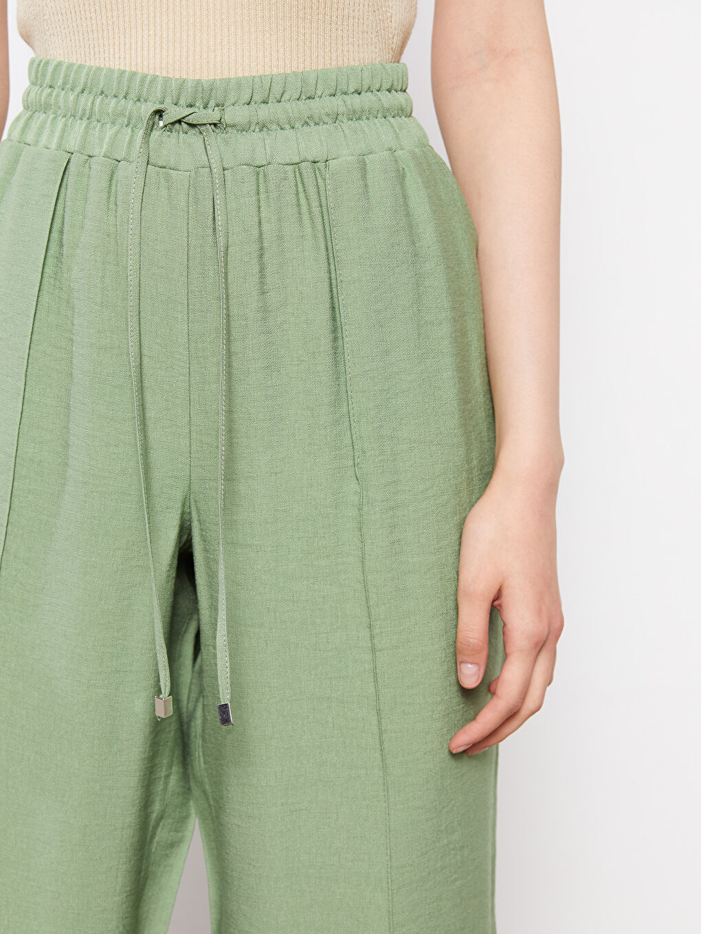 Pantalon Uni à Taille Élastique Coupe Ample pour Femmes-4