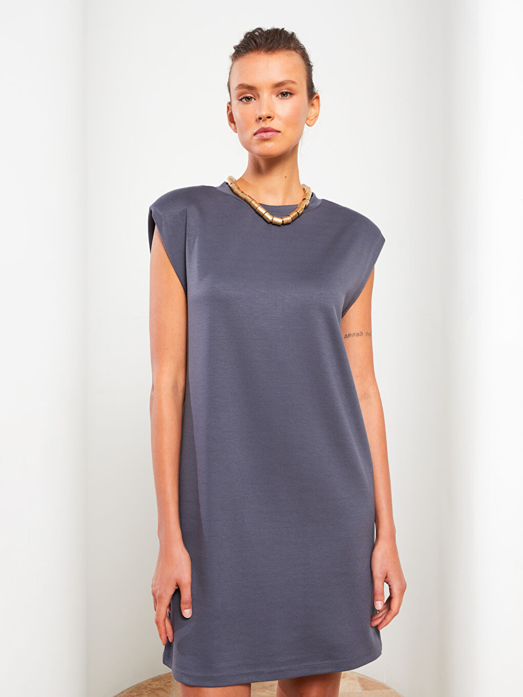 Bisiklet Yaka Düz Kolsuz Viskon Kadın Elbise-2