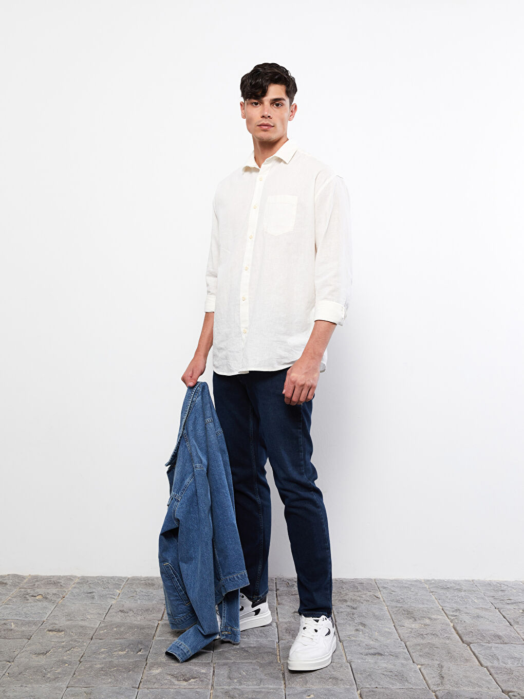 779 جينز بقصة عادية للرجال-2