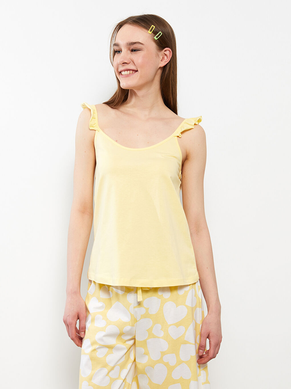 Sarı U Yaka Desenli Askılı Pamuklu Kadın Pijama Takımı