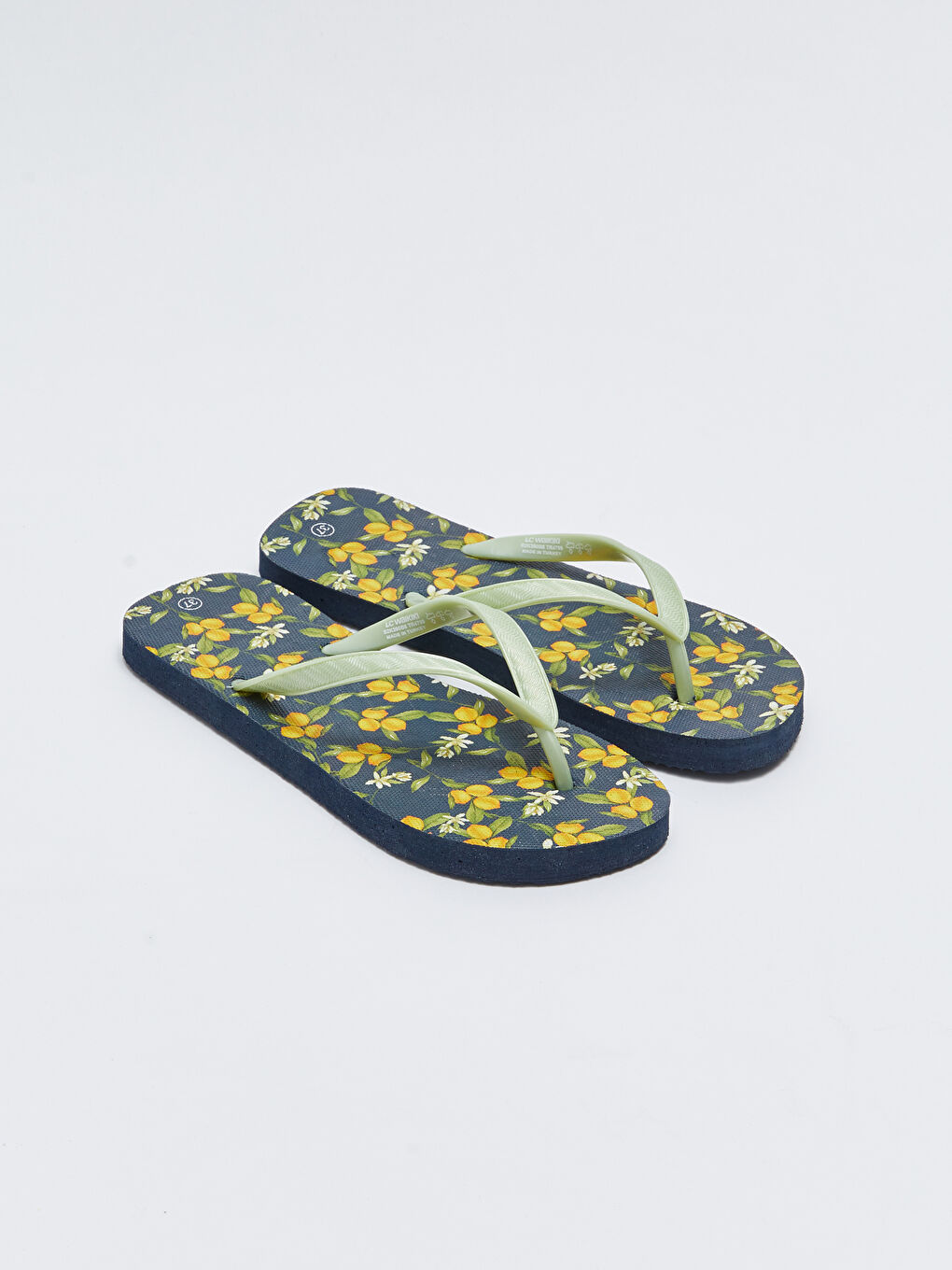 Karışık Baskılı Parmak Arası Kadın Plaj Terliği