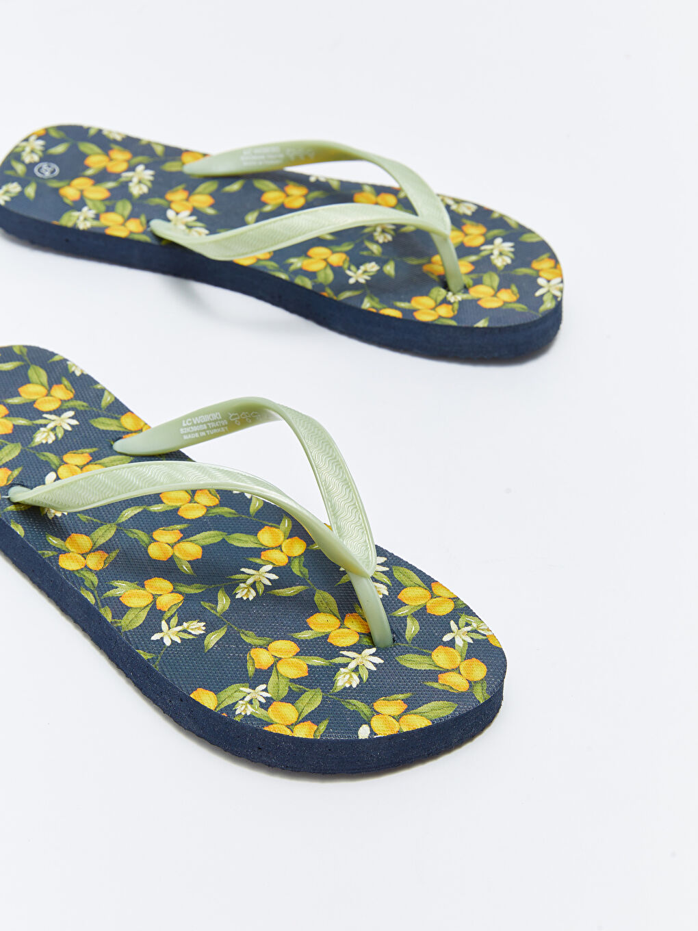 Karışık Baskılı Parmak Arası Kadın Plaj Terliği-4