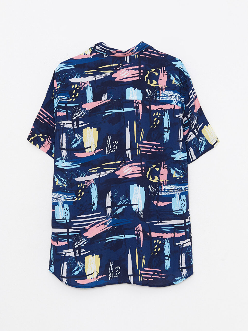 Muška košulja od viskoze sa uzorkom, kratkih rukava i standardnog kroja-6