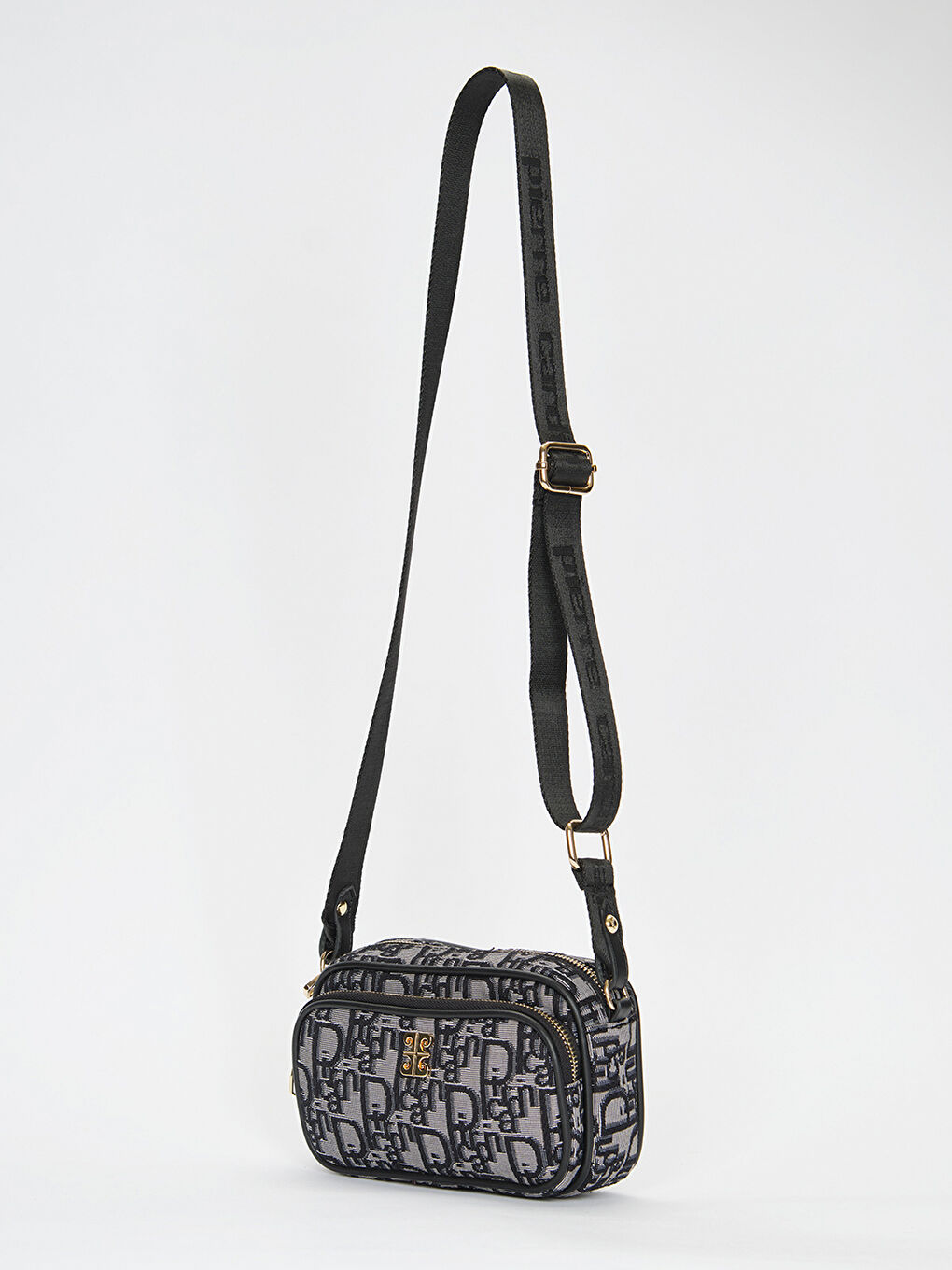 Siyah Desenli Kadın Çapraz Çanta-1