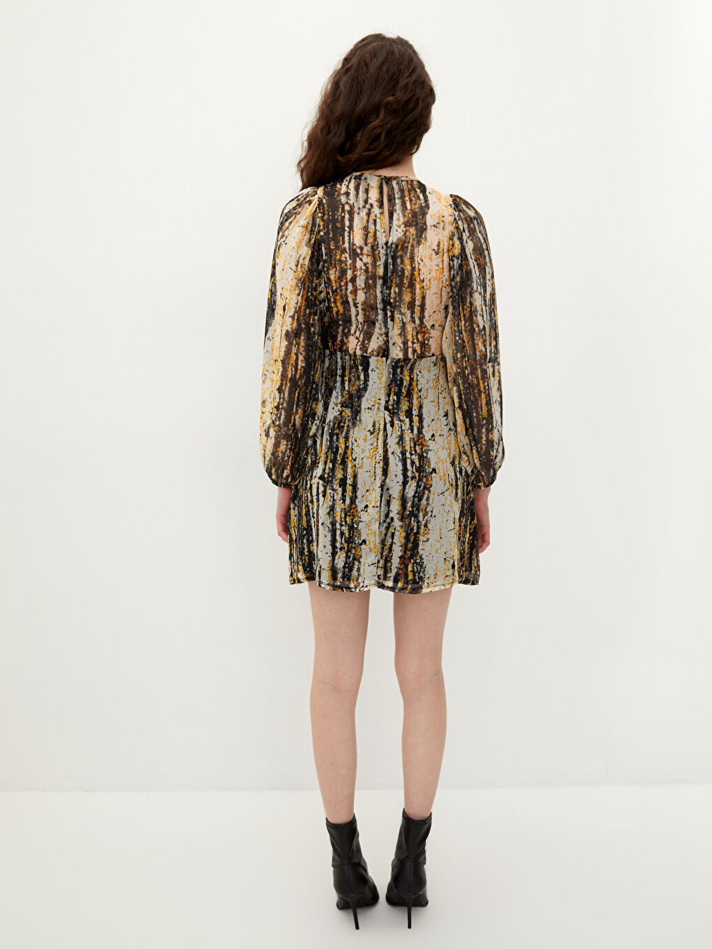 Siyah Bisiklet Yaka Desenli Uzun Kollu Kadın Elbise-4