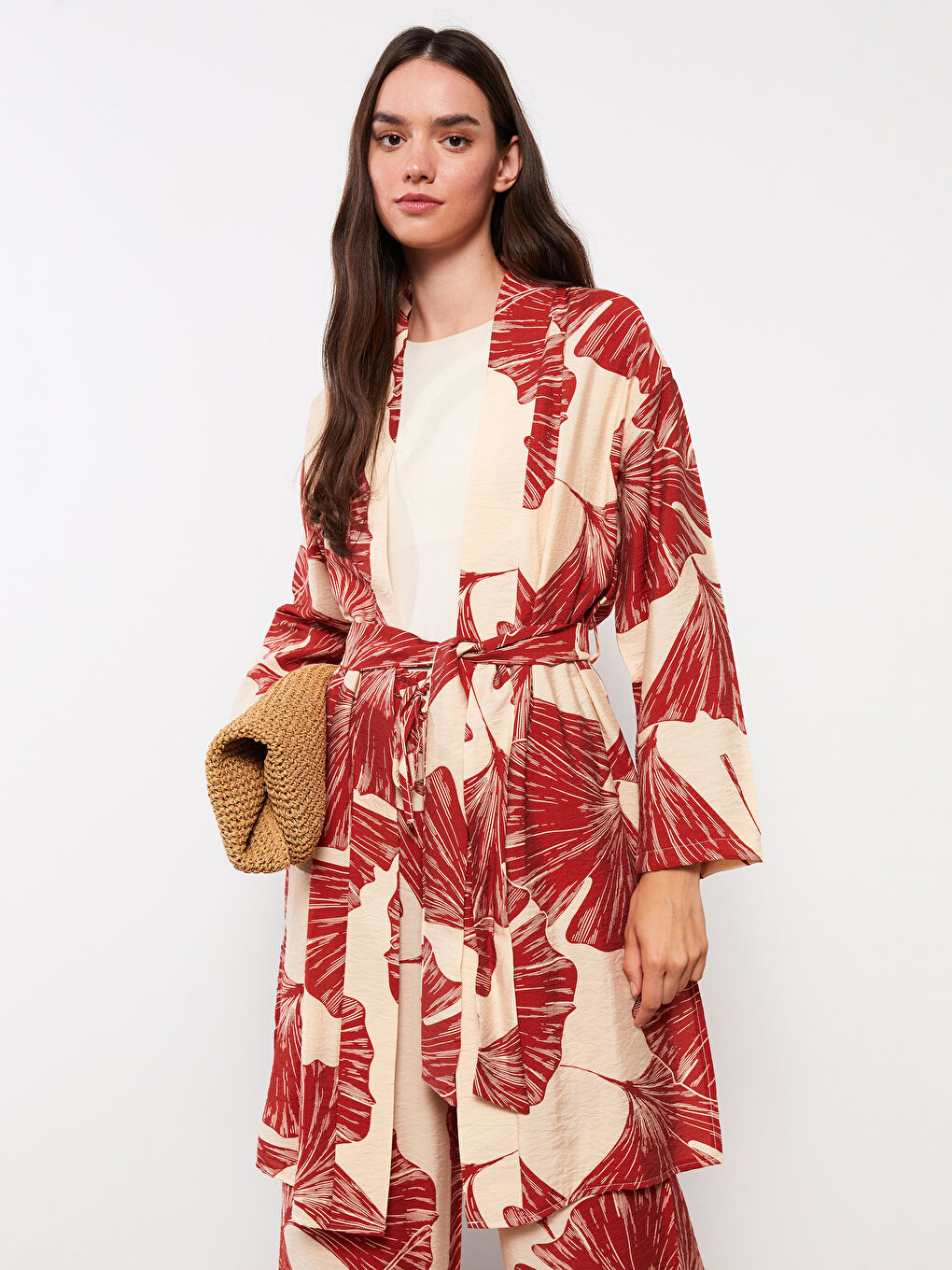 Kahverengi Şal Yaka Çiçekli Uzun Kollu Oversize Kadın Kimono-1