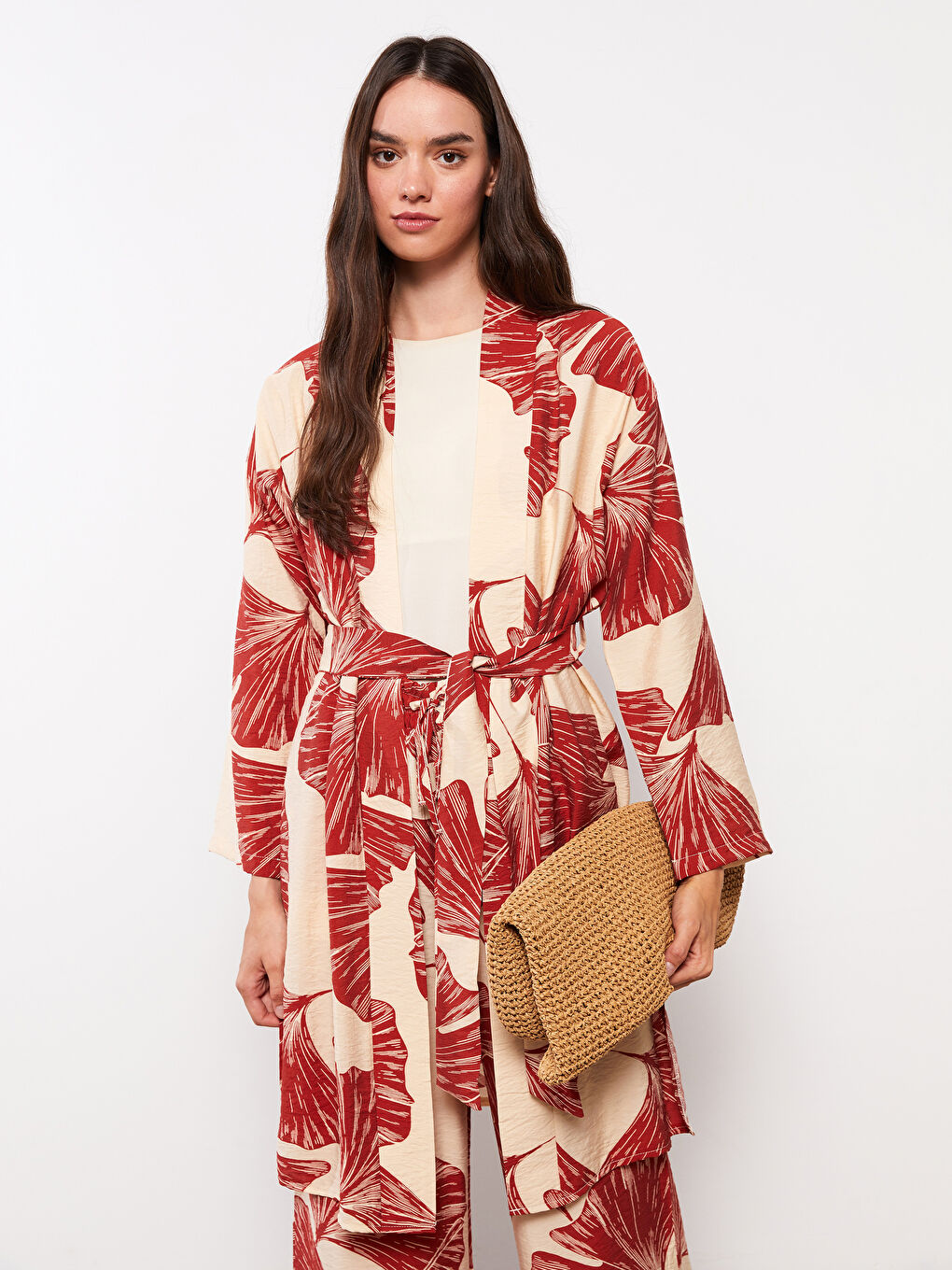 Kahverengi Şal Yaka Çiçekli Uzun Kollu Oversize Kadın Kimono-2