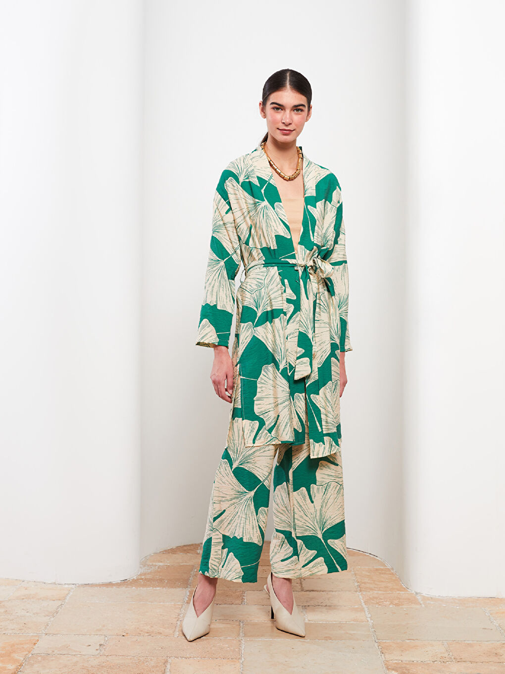 Yeşil Şal Yaka Çiçekli Uzun Kollu Oversize Kadın Kimono-2