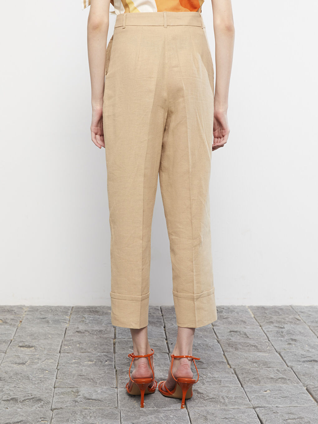 Pantaloni Standard Fit Regular cu Detalii la Buzunar pentru Femei-4