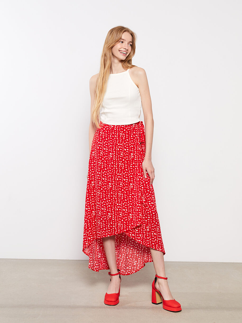 Kırmızı Beli Lastikli Desenli Viskon Kadın Etek