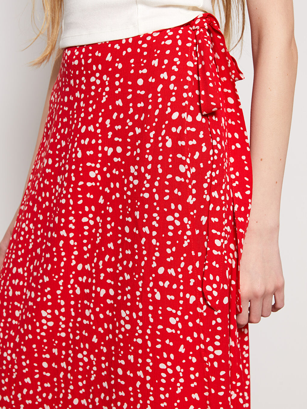 Kırmızı Beli Lastikli Desenli Viskon Kadın Etek-4