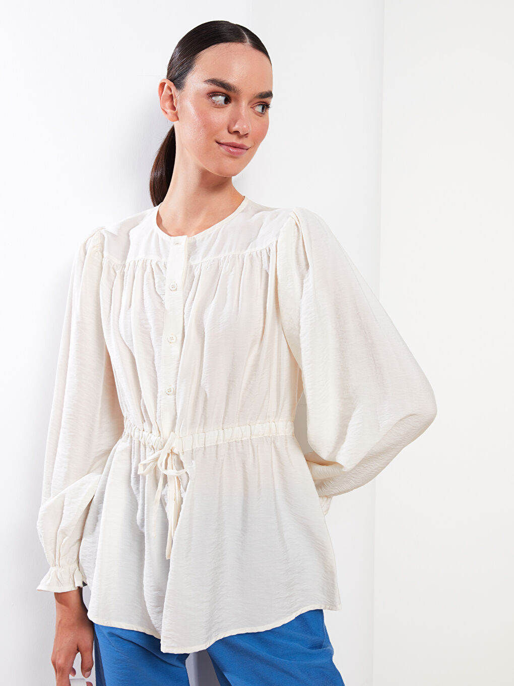 Ekru Bisiklet Yaka Düz Uzun Kollu Kadın Bluz