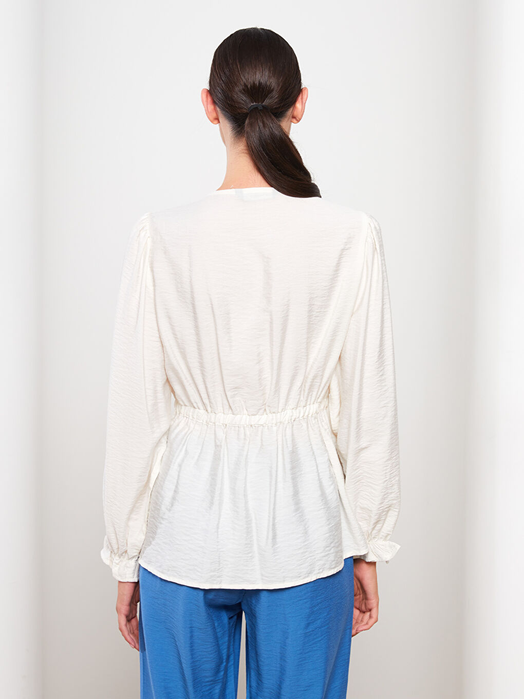 Ekru Bisiklet Yaka Düz Uzun Kollu Kadın Bluz-4