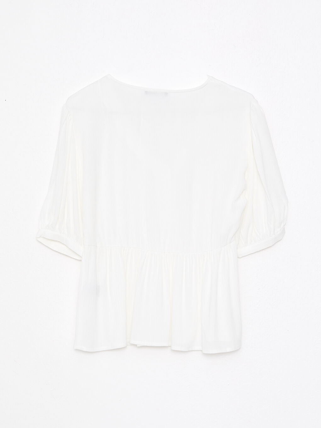 Beyaz Büyük Beden V Yaka Düz Kısa Kollu Krinkle Kadın Bluz-6